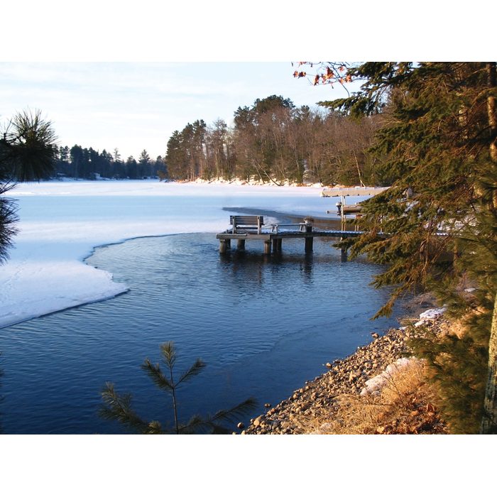 Kasco De-Icer On Lake With Ice on Water