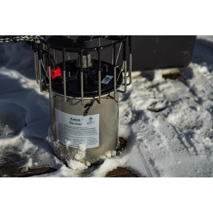 Kasco De-Icer Unit Unit On Snow