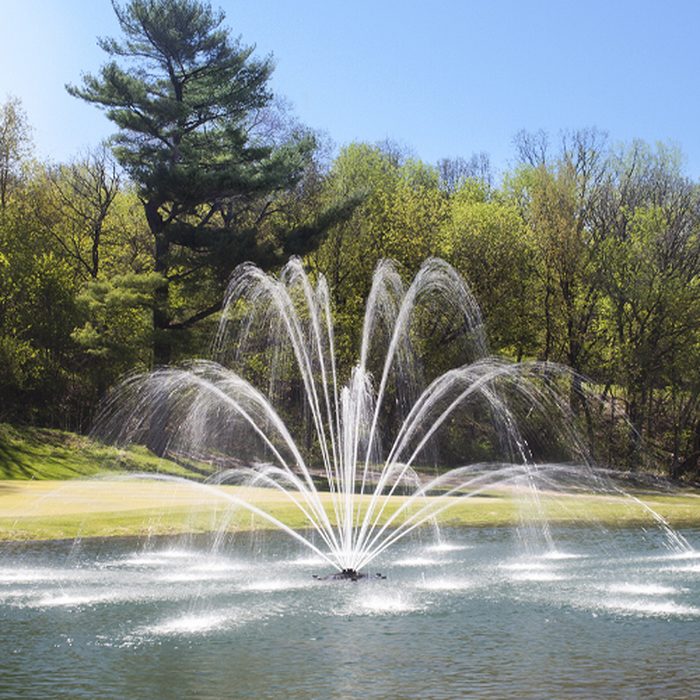 J Series Mighty Oak nozzle - wide multi-radial Premium spray pattern