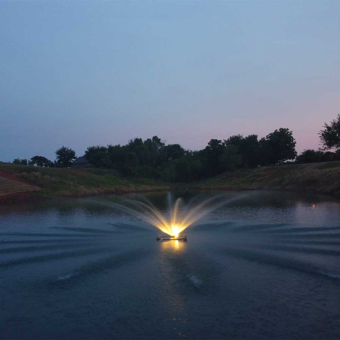 PondSelect Classic Series Pond Fountain - Wide Plume Spray Pattern